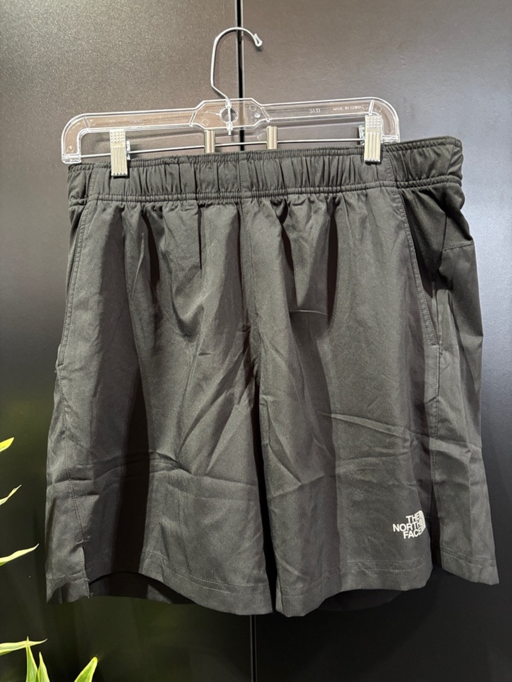 The North Face elastic drawstring waist,hip pockets,zipper pocket